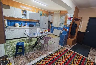 Casă individuală cu 7 camere cu Canalizare în Berceni - 7