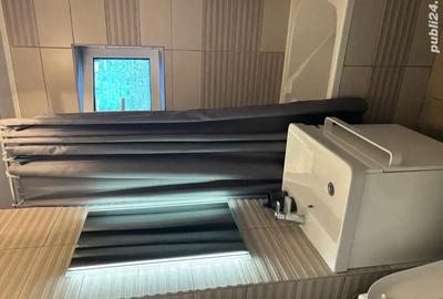 Apartament cu 3 camere semidecomandat în Central - 1