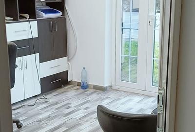 Spațiu comercial, de 42 mp, în Central - 3