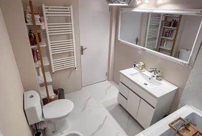 Apartament cu 3 camere semidecomandat în Baciu