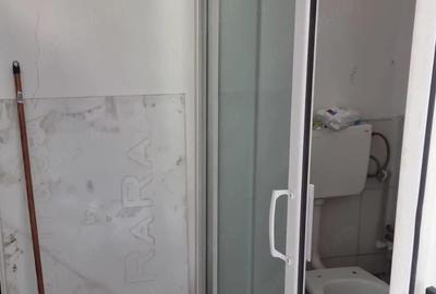 Spațiu comercial, de 17 mp, în Central - 4
