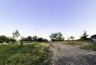Teren intravilan Platou Prundu