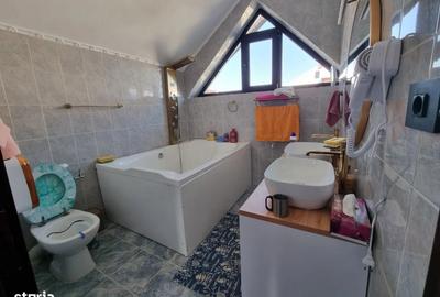 Casă individuală cu 7 camere cu Canalizare în Fundeni - 9