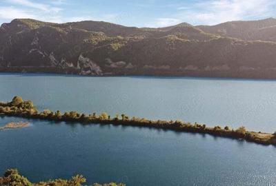 Teren intravilan pe malul Dunarii, in Cozla - 2