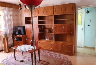 Apartament cu 2 camere semidecomandat în Vasile Aaron - 2