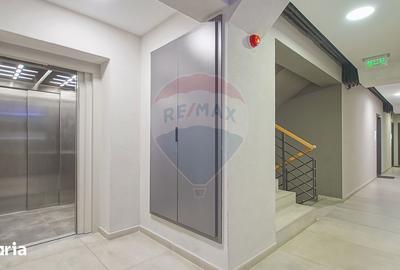 Apartament cu 3 camere în Triaj