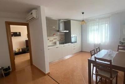 DOI STEJARI / APARTAMENT 3 CAMERE / CENTRALA / BALCON - 2
