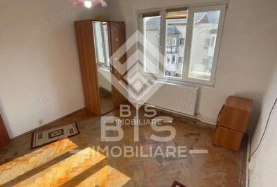 Apartament cu 2 camere decomandat în Sud - 10