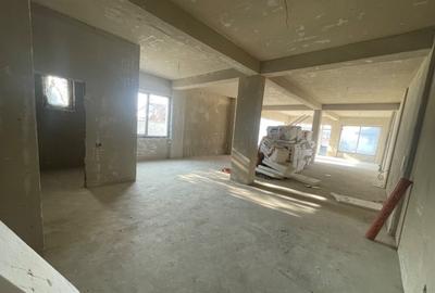 Spa?iu comercial, finisaje la alegere, toate utilita?ile, parcare - 1