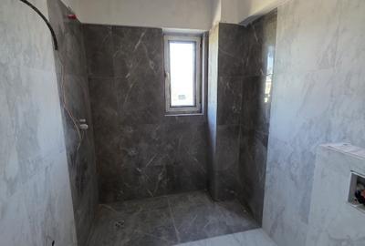 Apartament cu 2 camere decomandat în Baza 3 - 11