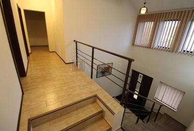 Zona Cetatii; 6 incaperi, ideal pentru sediu firma. - 14