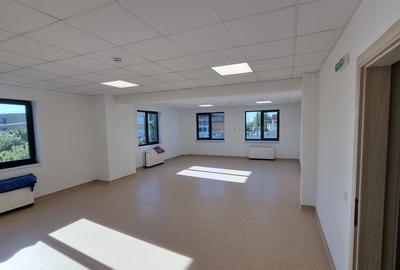 Spatii birouri,clinica  sau orice alta utilitate de 230,310 sau intreg 540mp Spatii birouri,clinica  sau orice alta utilitate de 230,310 sau intreg 540mp - 3