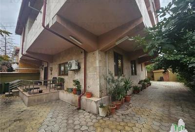 Vila spatioasa 670mp utili in zona Gorjului-Uverturii - 8