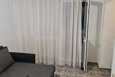 Garsonieră decomandată, mobilată în CET - 4