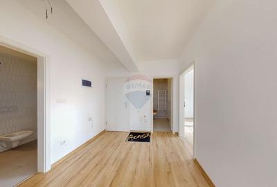 Apartament cu 3 camere decomandat în Avantgarden - 13