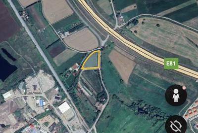 Teren de 4400 mp, în Central - 3