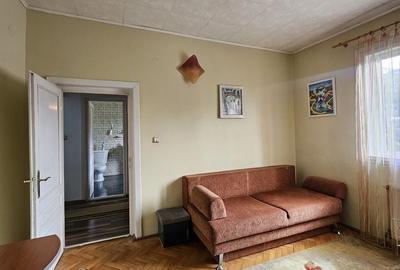 Casă cu 4 camere decomandat cu Teren 514 Mp în Iorga - 16