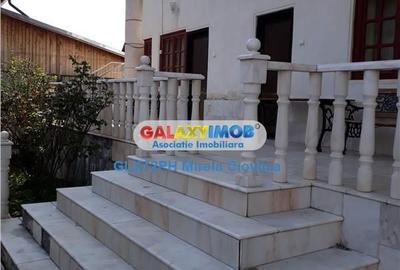 Casă cu Teren 1500 Mp în Central - 4