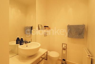 Duplex cu 6 camere cu Canalizare în Iancu Nicolae - 9