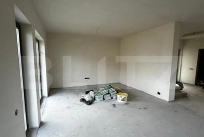 Casă cu 4 camere cu Teren 380 Mp în Central