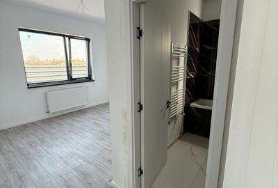 Casă cu 4 camere cu Teren 300 Mp în Clinceni - 4