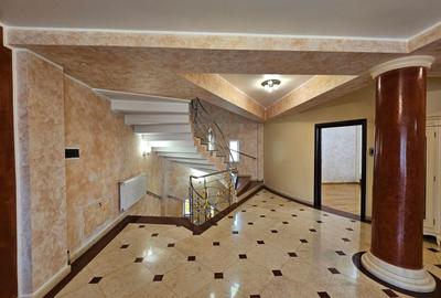 Casă individuală cu 6 camere cu Canalizare în Capitol - 8