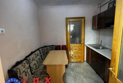 Apartament cu 2 camere decomandat în C5 - 6