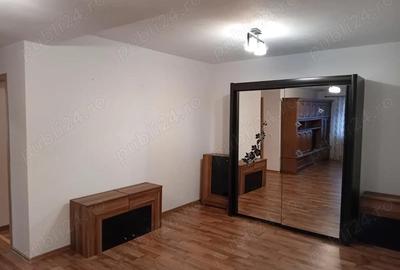 Apartament cu 3 camere decomandat în Central - 1