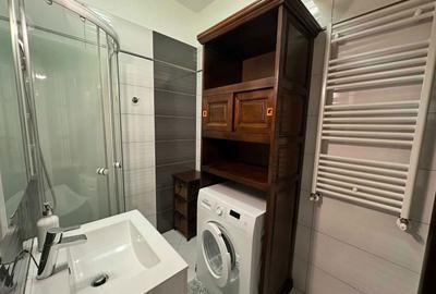 Apartament cu 3 camere decomandat în Calea Călărașilor - 2