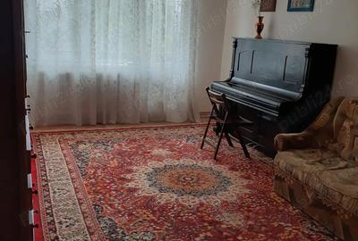 Apartament cu 3 camere decomandat în Alexandru cel Bun - 4
