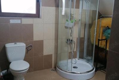 Casă cu 6 camere cu Teren 2118 Mp în Cenad - 1