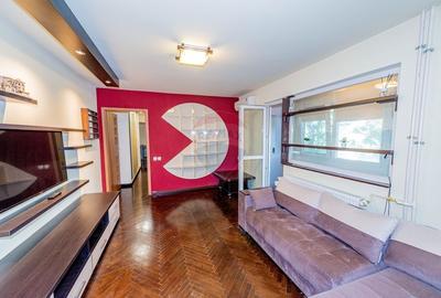 Apartament cu 3 camere semidecomandat, mobilat în Păcii - 1