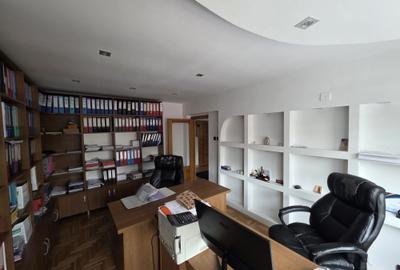 Apartament cu 2 camere decomandat în Central - 4
