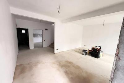 Casă individuală cu 3 camere cu Canalizare în Central - 18