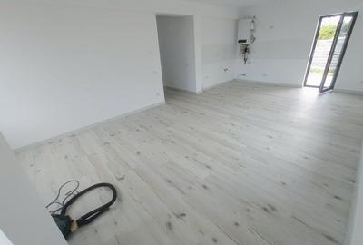 CASA INDIVIDUALA - 4 CAMERE, 333 MP TEREN,PARTER + POD, COMISION 0% - 15