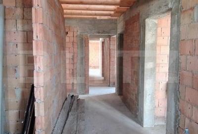 Duplex la rosu, parter - 2 unitati in Bod, langa Centrul Maria - 16
