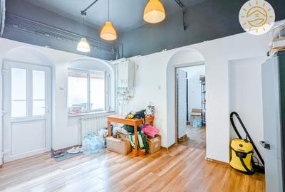 Spatiu comercial in CF renovat integral + garsoniera 10min Centru - 2