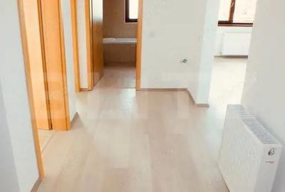 Apartament cu 2 camere decomandat, mobilat în Sânpetru - 3