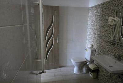 STUDIO  | MAMAIA NORD | COMISION 0 - 8