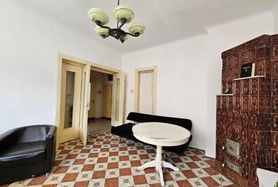 Central-Piata ALBA IULIA-Vanzare vila interbelica cu 2 apartamente individuale! - 3
