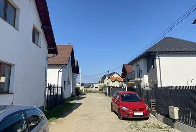 Casă individuală cu 4 camere cu Canalizare în Cristian - 15