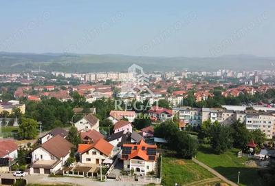 Teren de vanzare in zona Ciuperca ideal pentru construc?ia unei case - 1