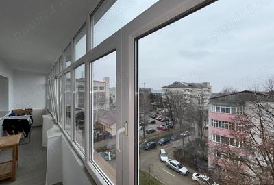 Proprietar - Apartament cu 3 camere, 94 mp, zona TRAIAN - PRIMARIE; PRET FIX - 7