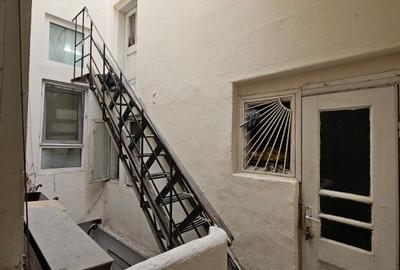 Apartament cu 3 camere nedecomandat în Central - 10