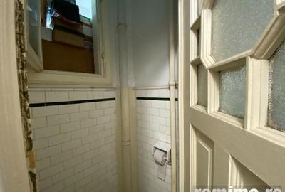 Apartament cu 5 camere semidecomandat, mobilat în P-ța Universității - 2