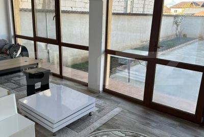 Casă cu 3 camere cu Teren 377 Mp în Sud - 2