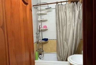 Apartament cu 4 camere decomandat în Coman - 3