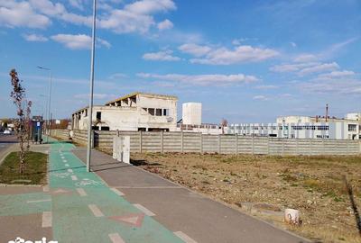 Teren de 7000 mp, în Central - 2