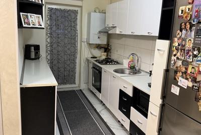 Apartament cu 3 camere decomandat în Florești - 4