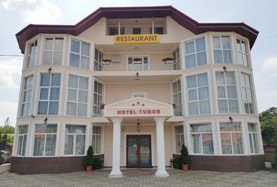 Hotel/Pensiune, de 36 mp, în Schela - 1